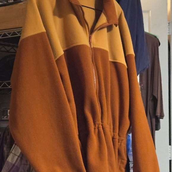 2XL Disney Worldwide Services Castmember Jacket. - Picture 3 of 3